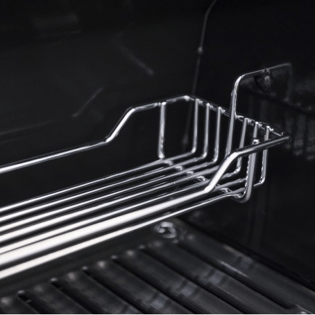 Detalle del estante superior de calentamiento de acero inoxidable, perfecto para mantener los alimentos a la temperatura ideal sin cocinarlos de más
