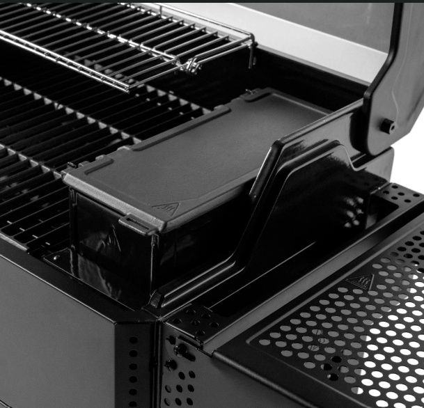 Barbacoa de carbón y ahumador digital AutoIgnite™ Serie 545 - Imagen 5